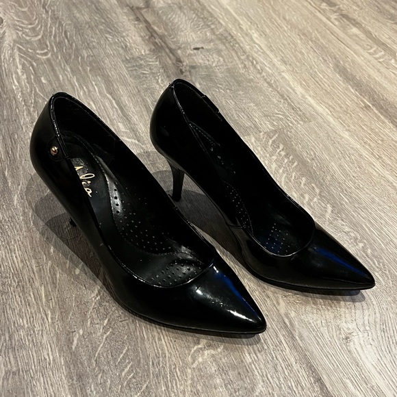 Patent Black Melia Heels - Picture 2 of 4